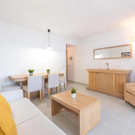 Apartment Felipe 2-4 *