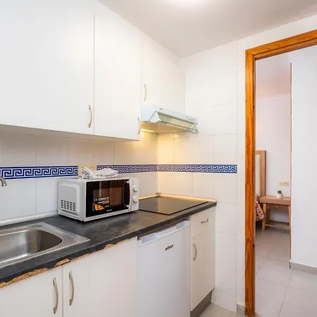 Felipe 2-4 Apartment *